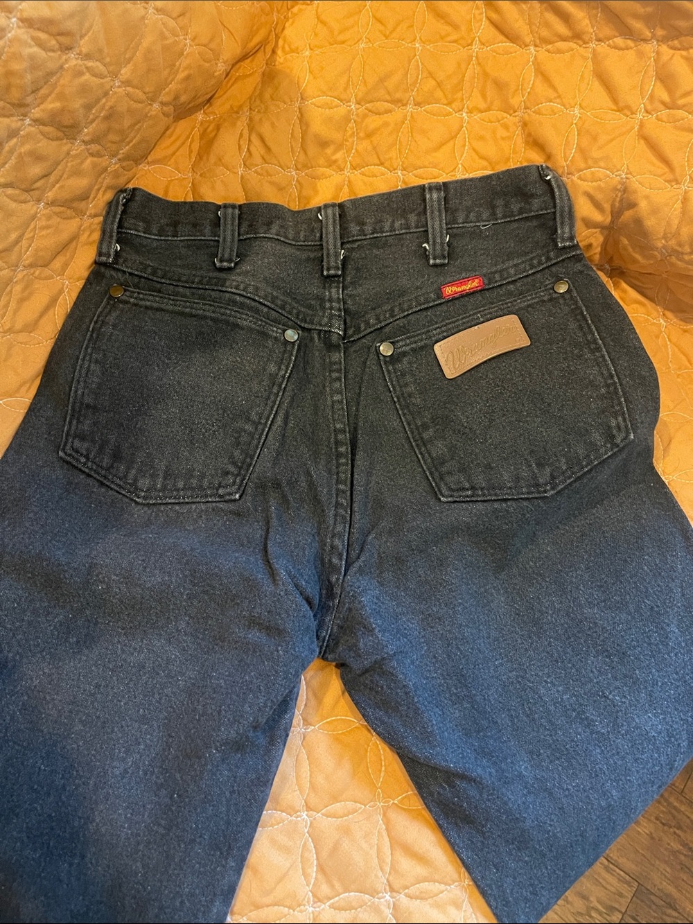 Wrangler women black jean